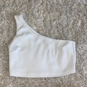 ONE SHOULDER TOP